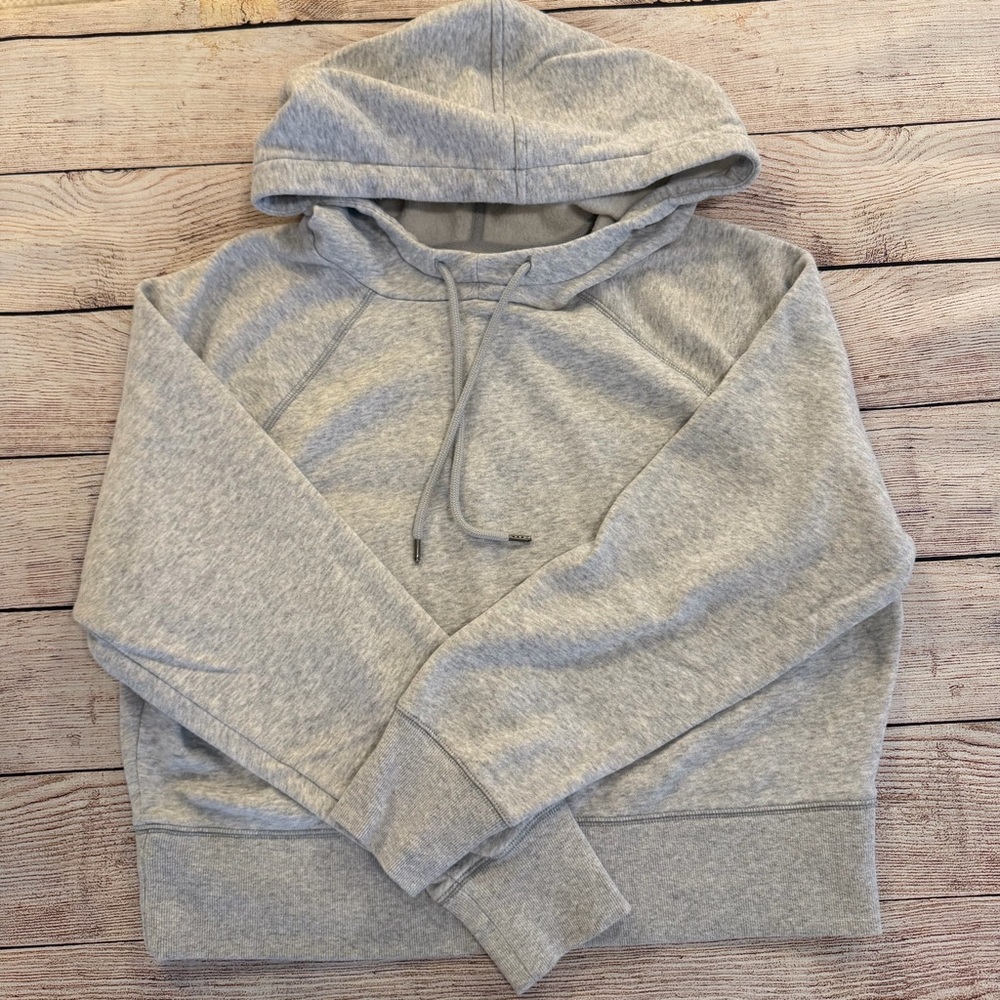 Universal Threads Cropped Hoodie - Large